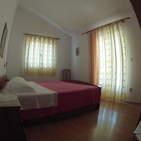 Apartments Goic Jelsa  Zimmer foto