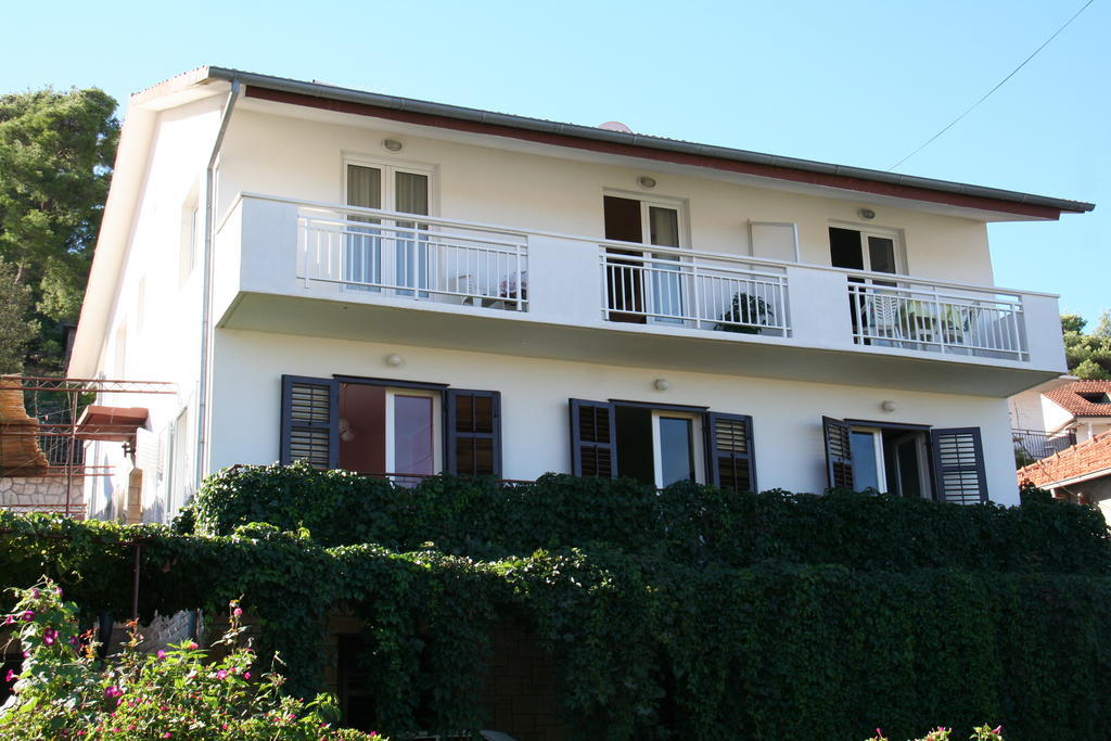 Apartments Goic Jelsa  Exterior foto