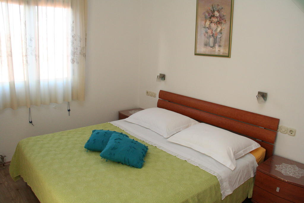 Apartments Goic Jelsa  Zimmer foto
