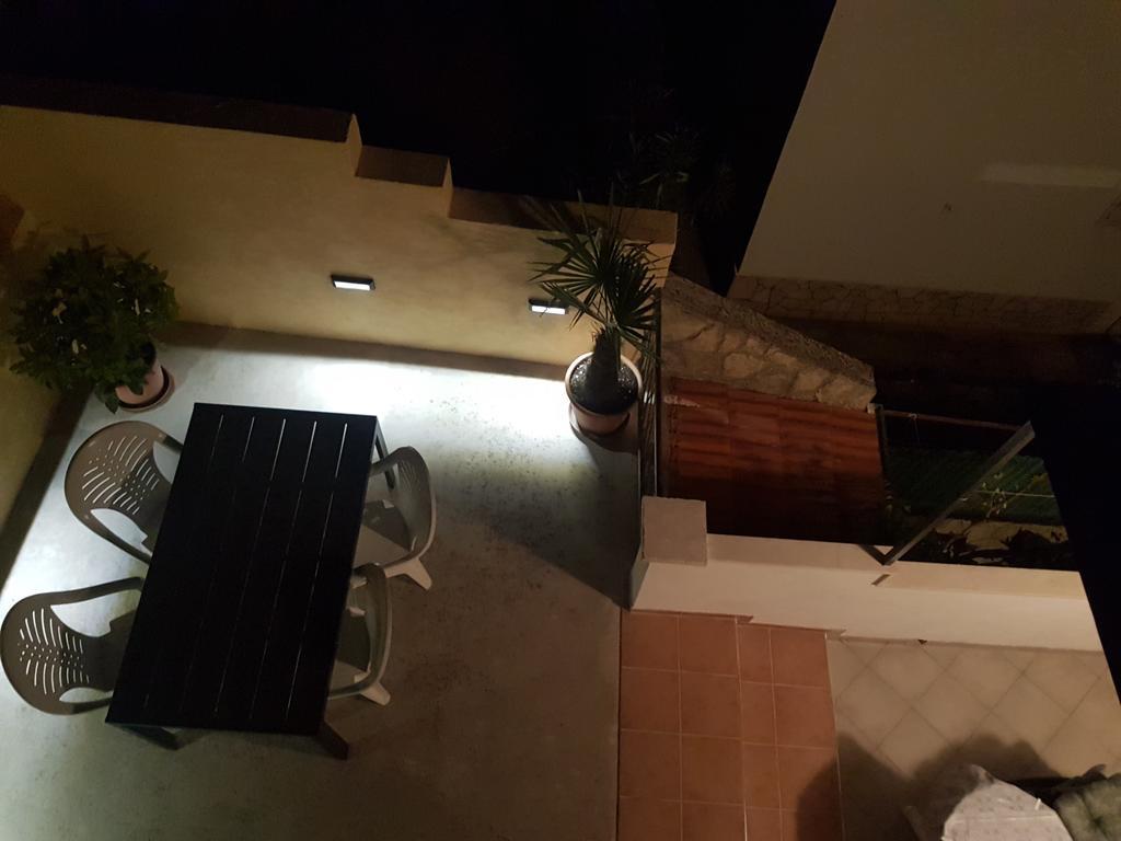 Apartments Goic Jelsa  Exterior foto
