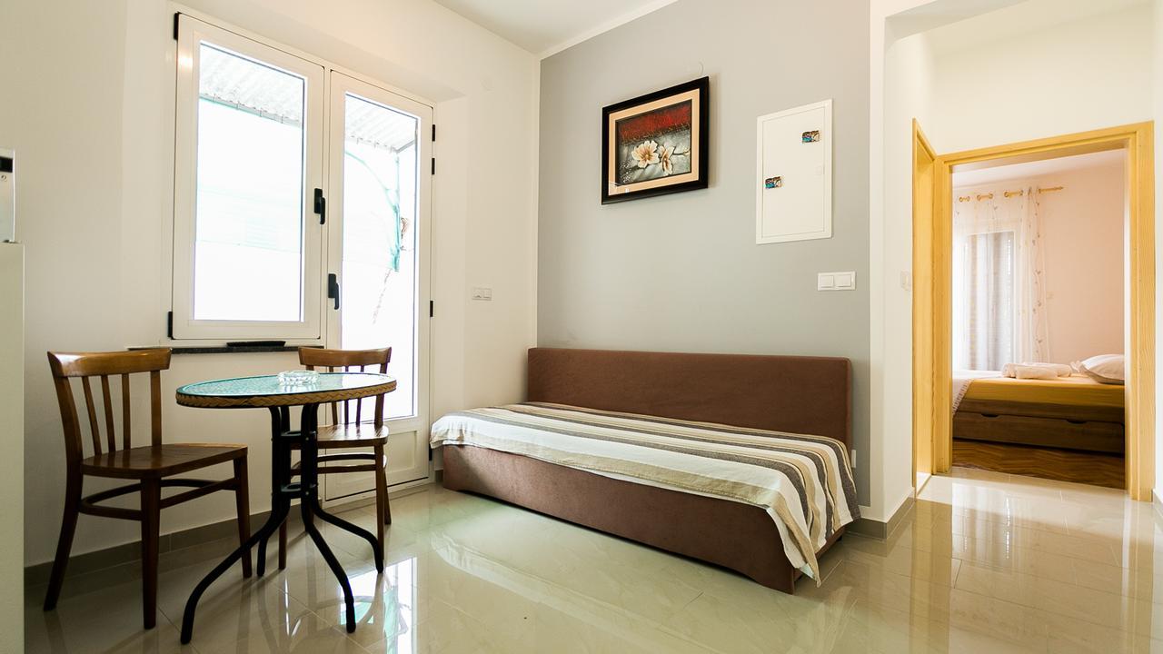 Apartments Goic Jelsa  Exterior foto