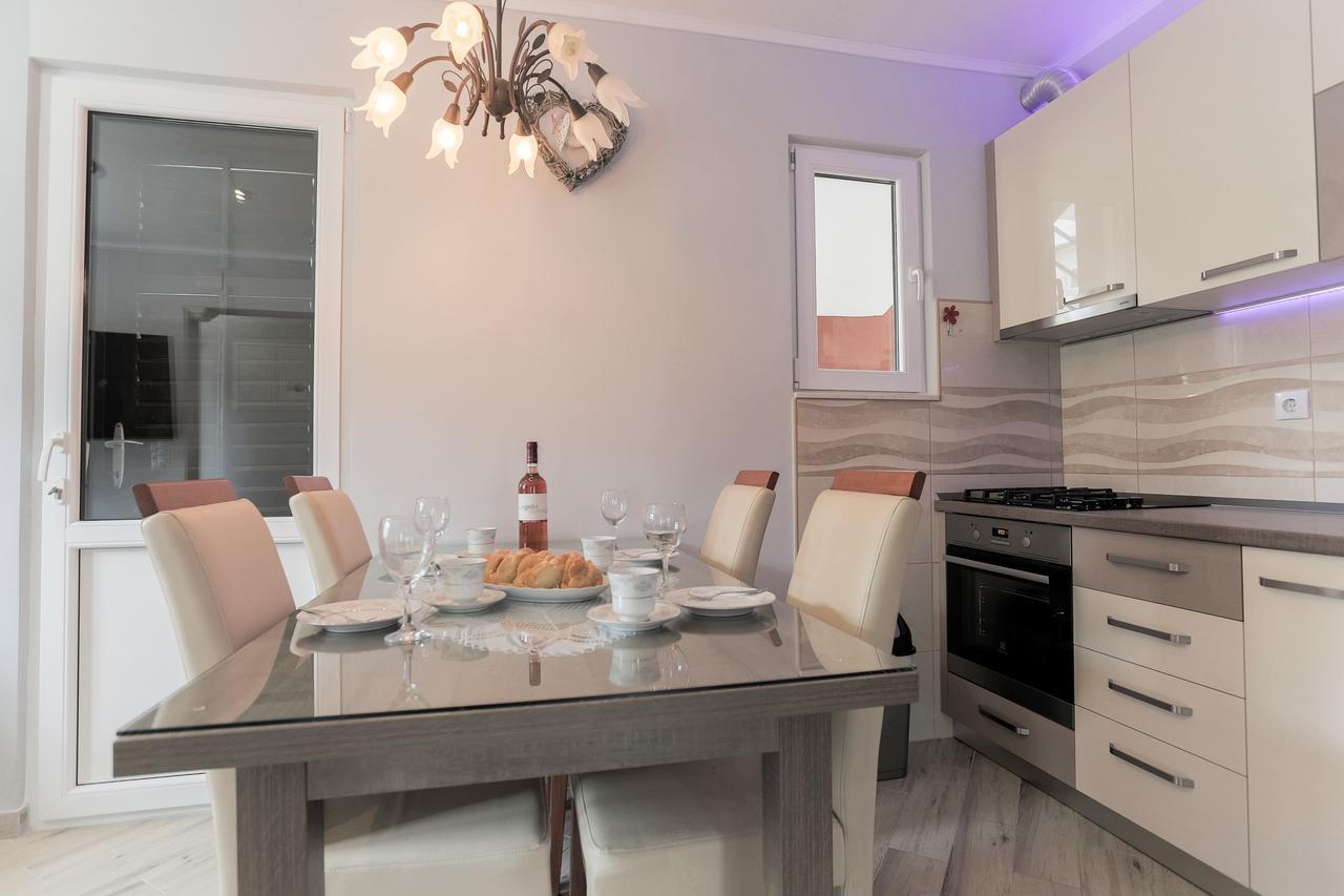 Apartments Goic Jelsa  Exterior foto